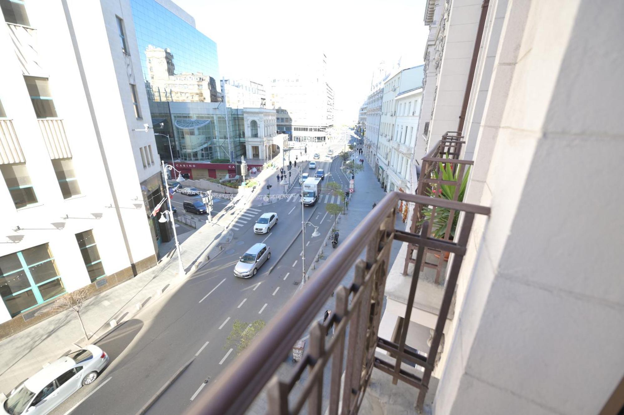 Apartamento Umbrella Street Center Luxury 2 Bedroom *